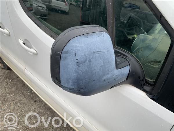 Peugeot Partner Elektryczne lusterko boczne drzwi przednich 