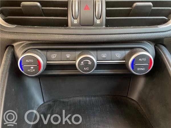 Alfa Romeo Giulia Panel klimatyzacji 