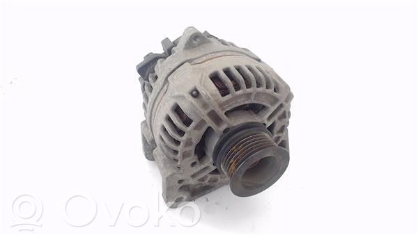 Renault Clio III Generatore/alternatore 