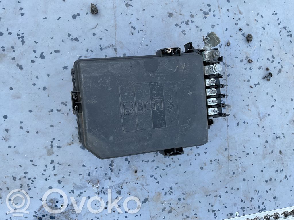 Opel Astra K Fuse box set 