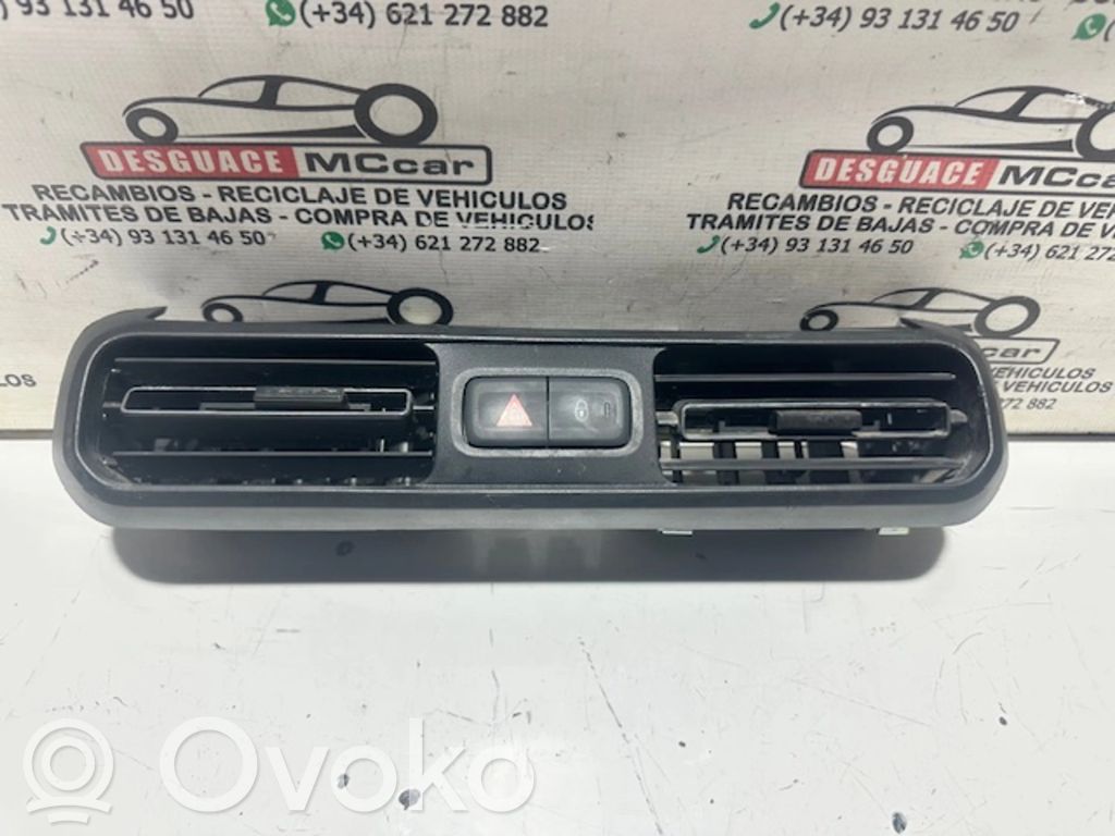 Citroen Berlingo Centrinės oro grotelės 