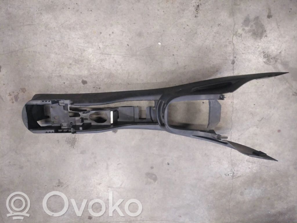 Citroen C4 I Roktura dekoratīvā apdare – āda/audums 