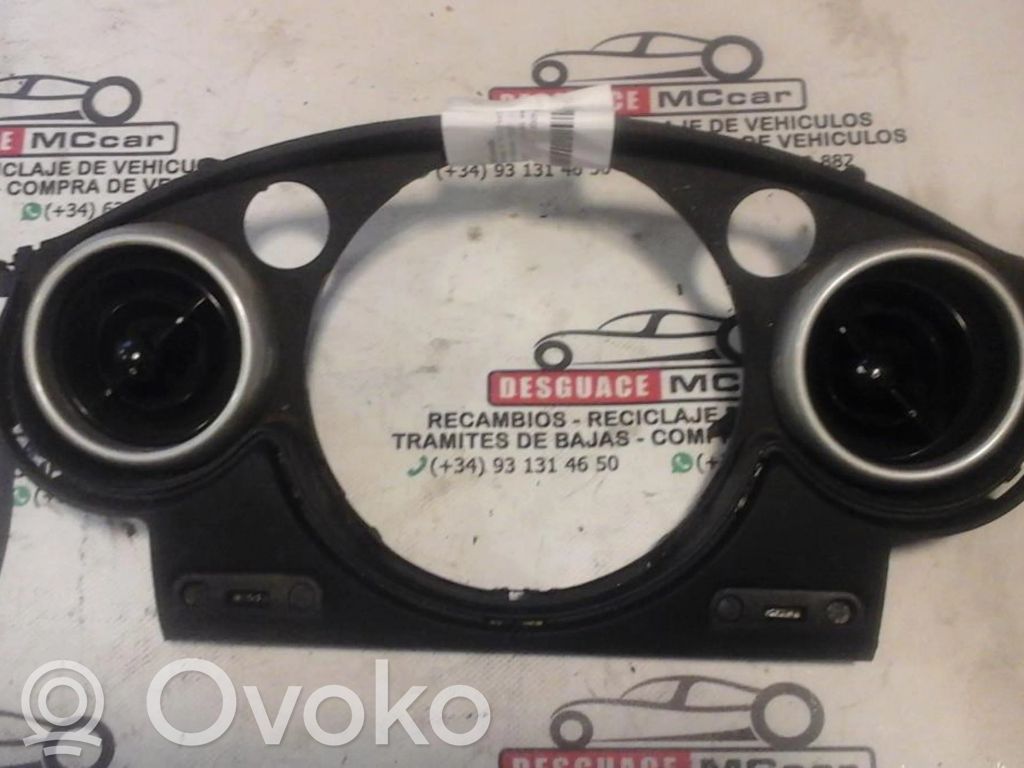 Mini One - Cooper R50 - 53 Dash center air vent grill 