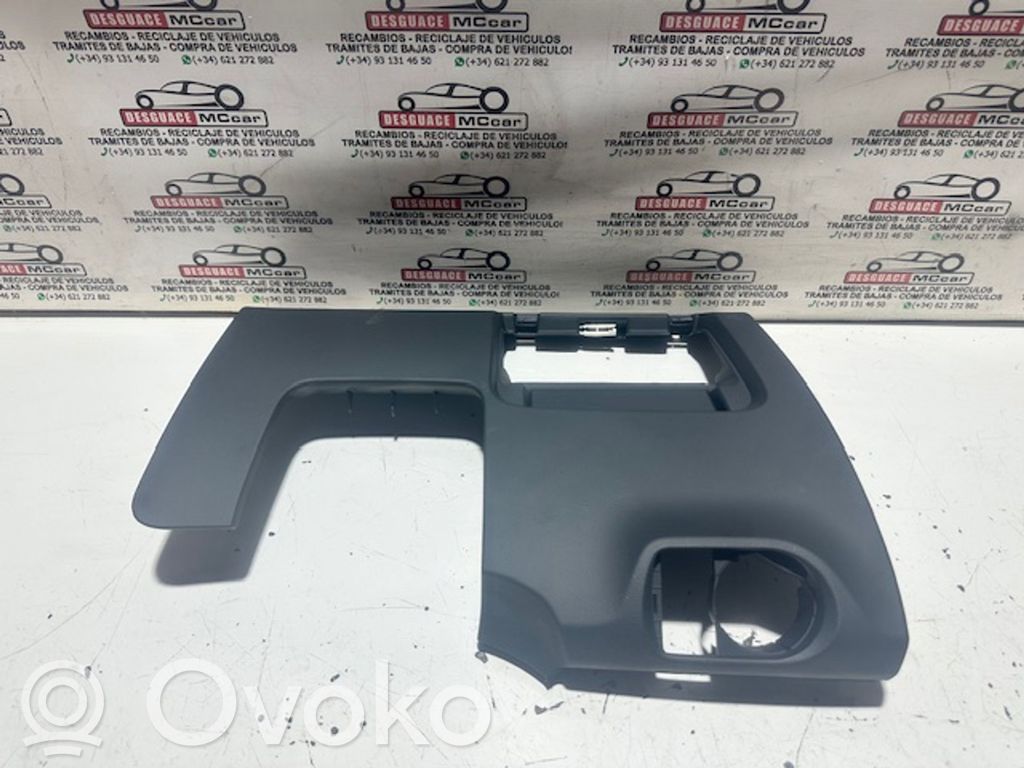 Audi Q3 8U Glove box 