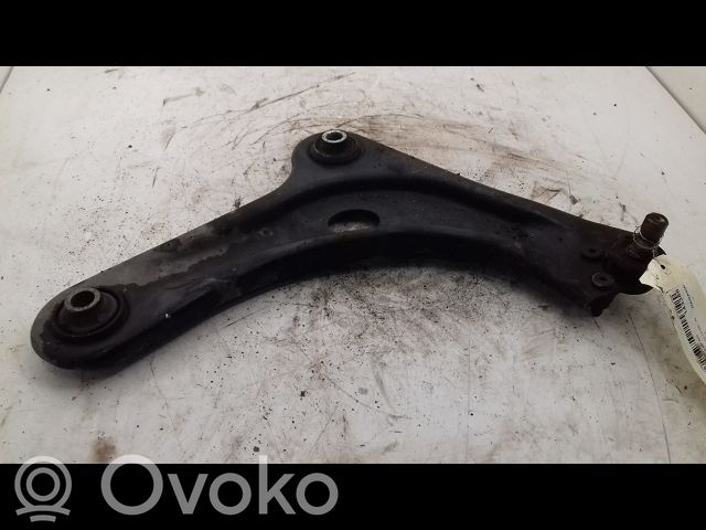 Citroen C3 Front lower control arm/wishbone 