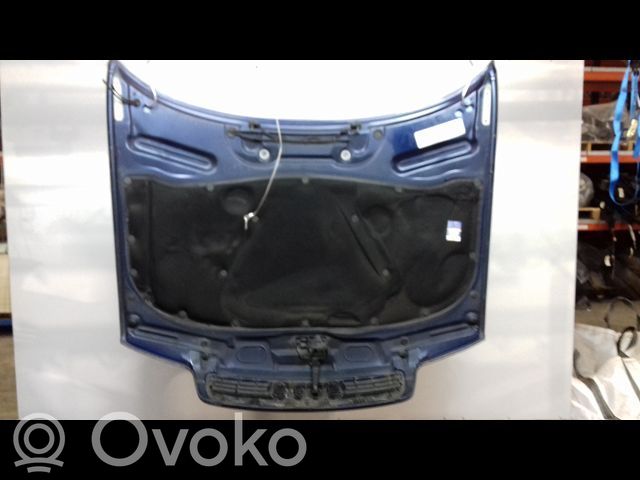 Audi A4 S4 B5 8D Konepelti 