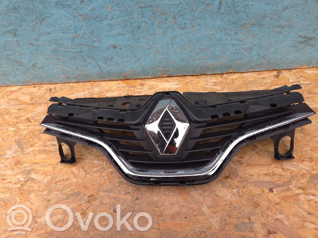Renault Captur Griglia superiore del radiatore paraurti anteriore 