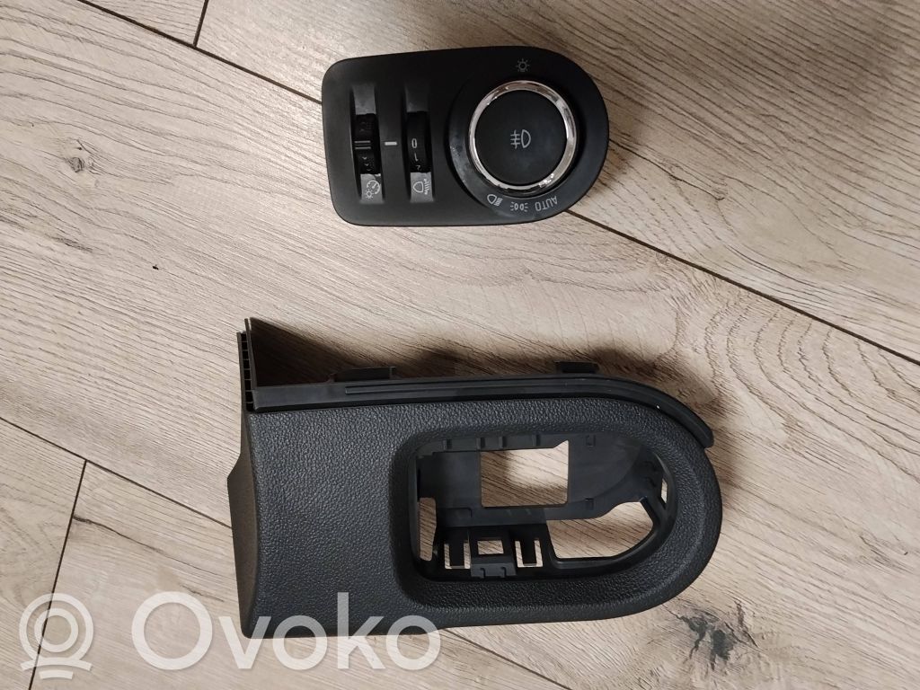 Opel Grandland X Lukturu slēdzis 