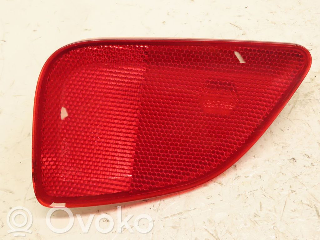 Reflector de faros/luces traseros   2418376