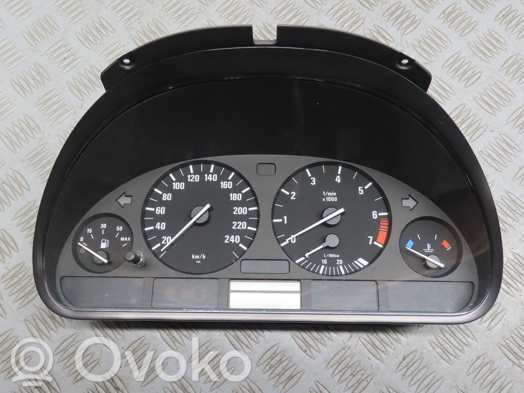 BMW 5 E39 Speedometer (instrument cluster) 