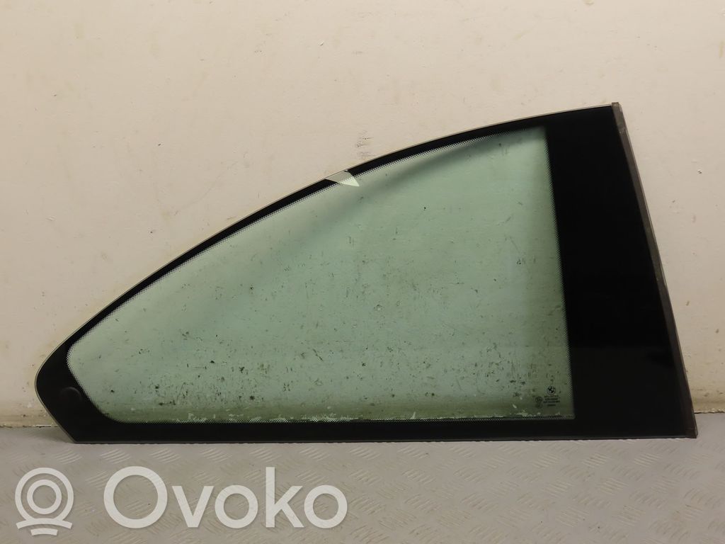 BMW 3 E46 Rear door window glass 