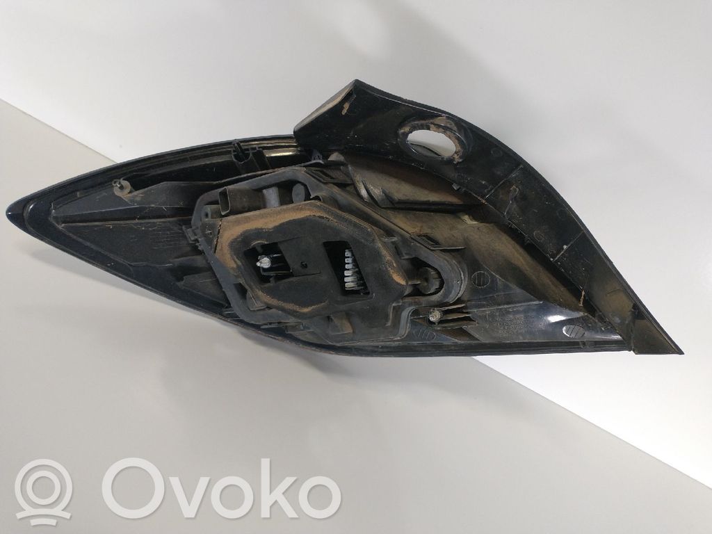 Takavalot   084421957R