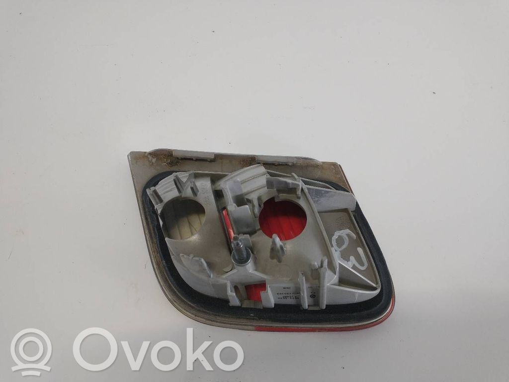 BMW 3 E46 Takaluukun takavalot 