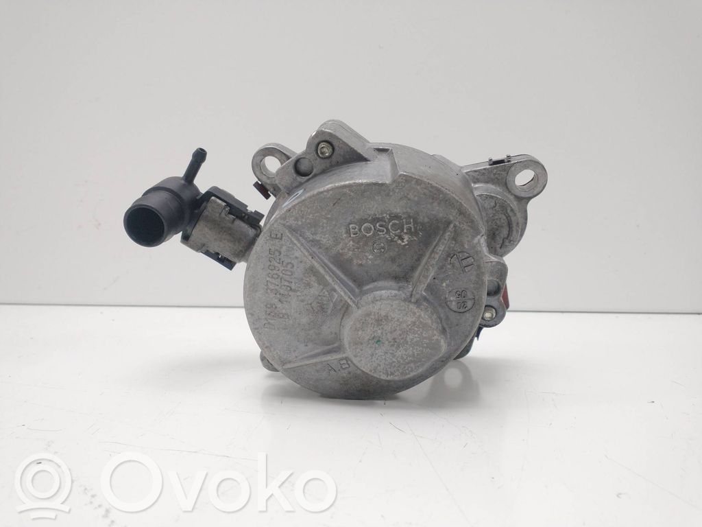 Renault Laguna II Vacuum pump 