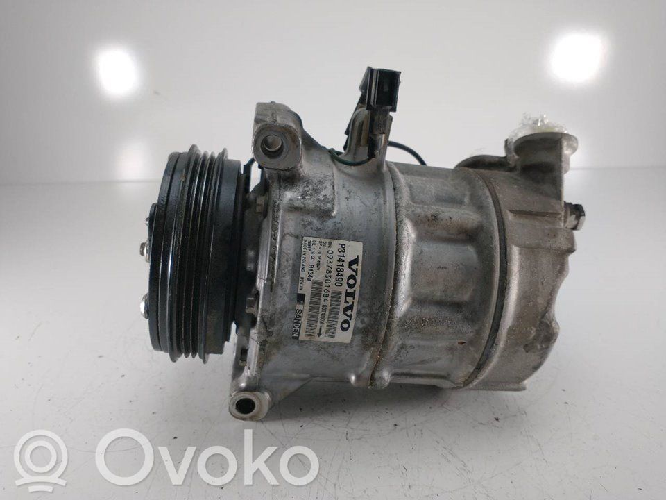 Volvo XC70 Kompresor / Sprężarka klimatyzacji A/C 