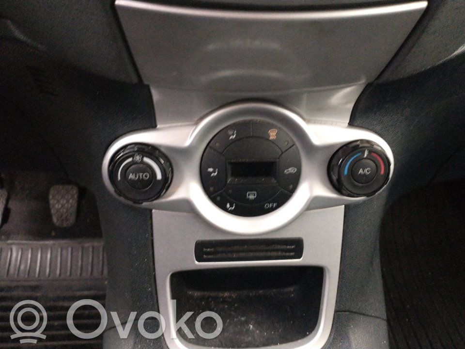 Ford Fiesta Climate control unit 