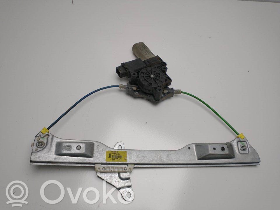 Opel Corsa D Podnośnik szyby drzwi z silniczkiem 