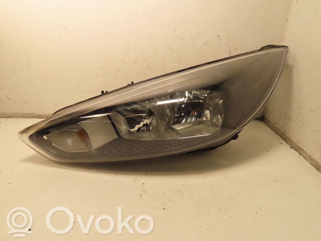 Ford Focus Headlight/headlamp 