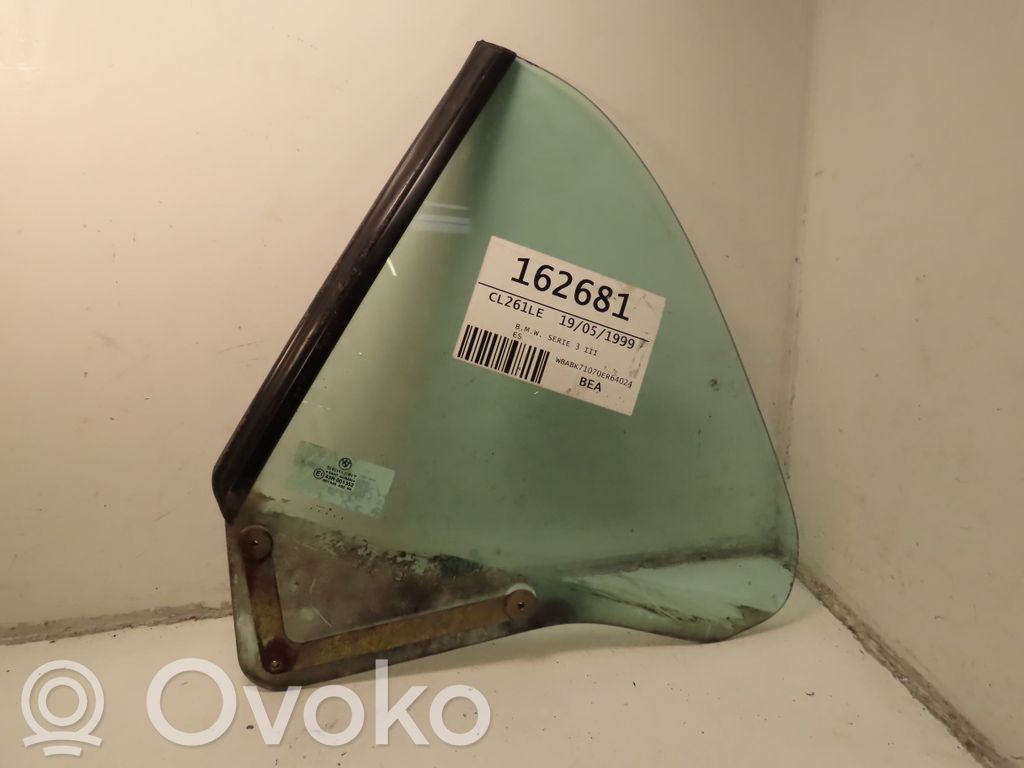 Rear side window   51368132655
