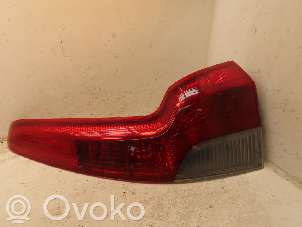 Rear/tail lights   30763510