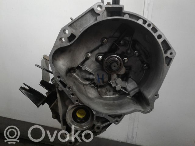 Nissan Micra Boîte de vitesses manuelle à 6 vitesses 