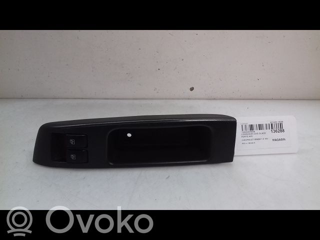 Chevrolet Spark Electric window control switch 