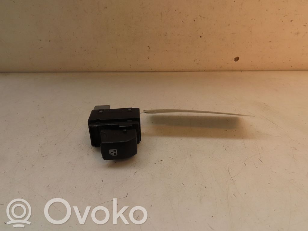 Electric window control switch   95015361