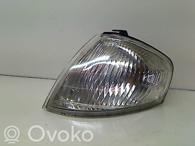 Mazda 323 F Frontblinker 