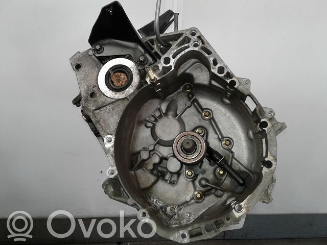 Nissan Micra Manualna 5-biegowa skrzynia biegów 