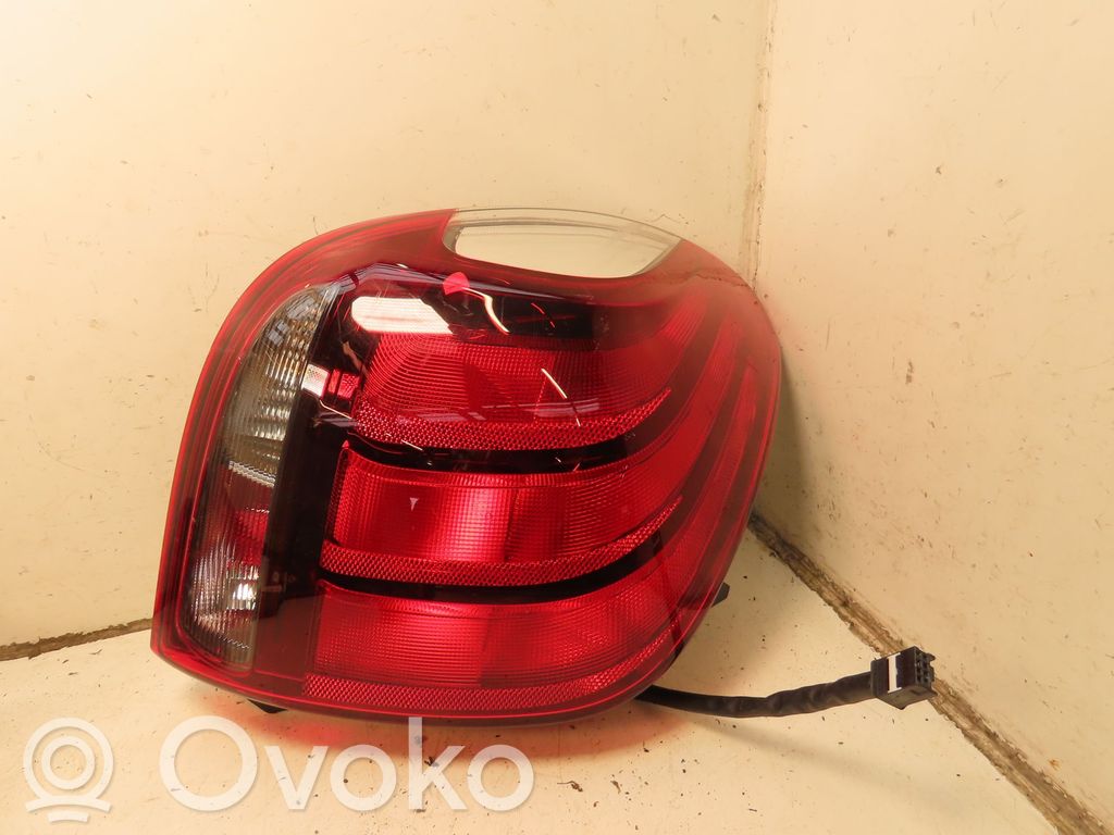 Takavalot   B001031780
