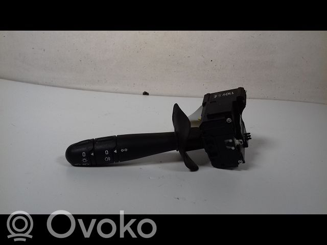 Commodo de clignotant   7701066570