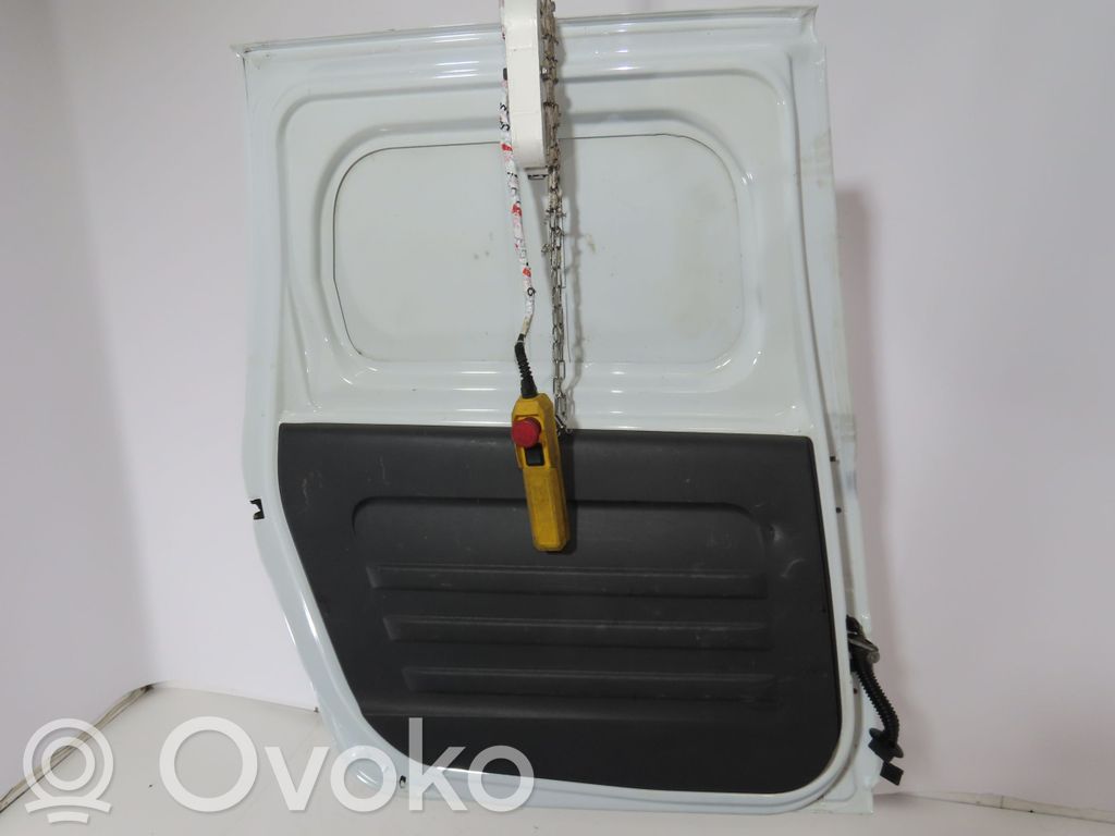 Puerta trasera   821015688R