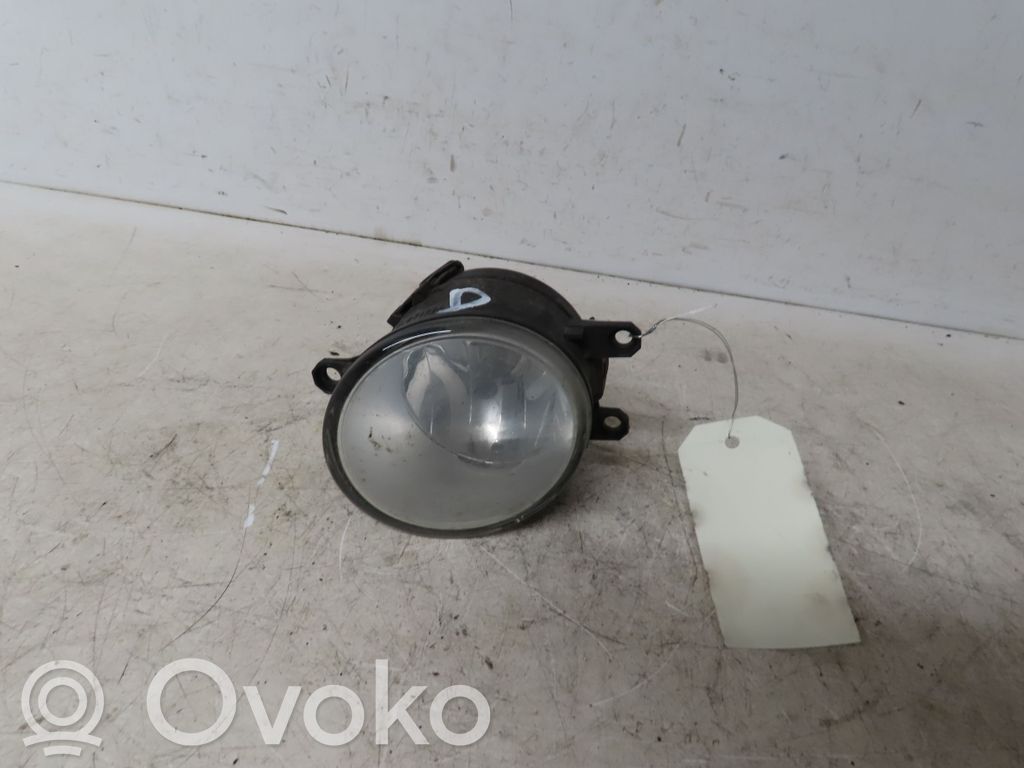 Toyota Corolla Verso AR10 Miglas lukturis priekšā 