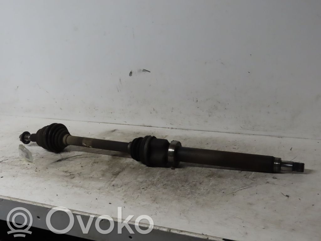 Ford Focus Priekinis pusašis 