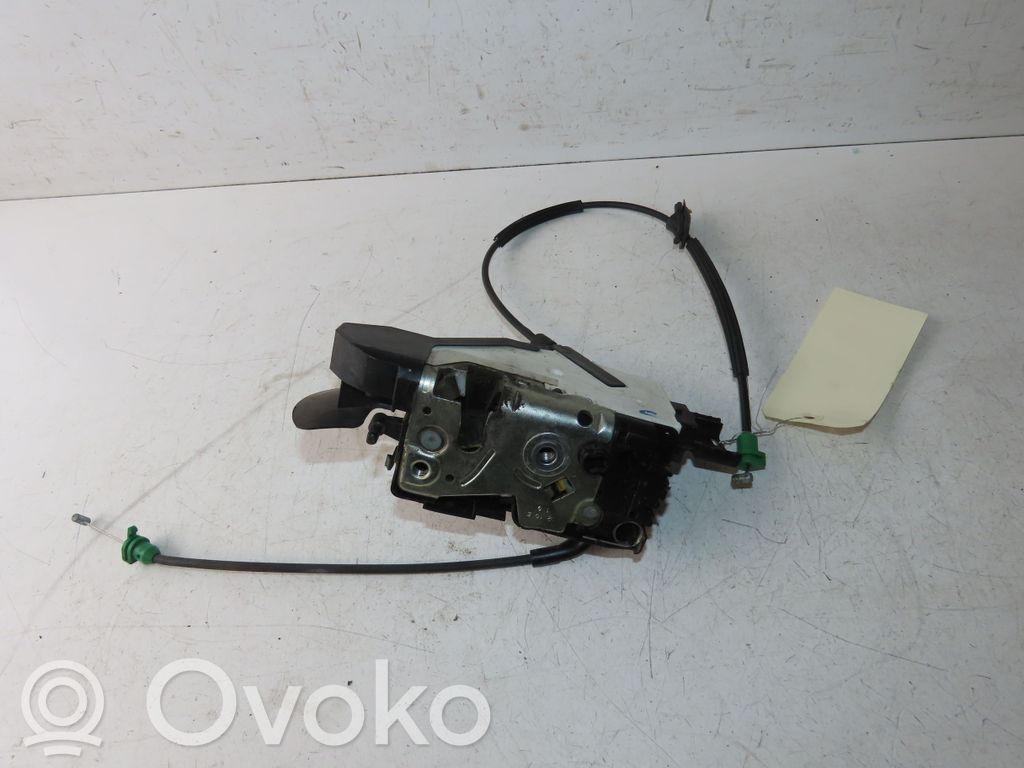 Citroen C3 Picasso Front door lock 