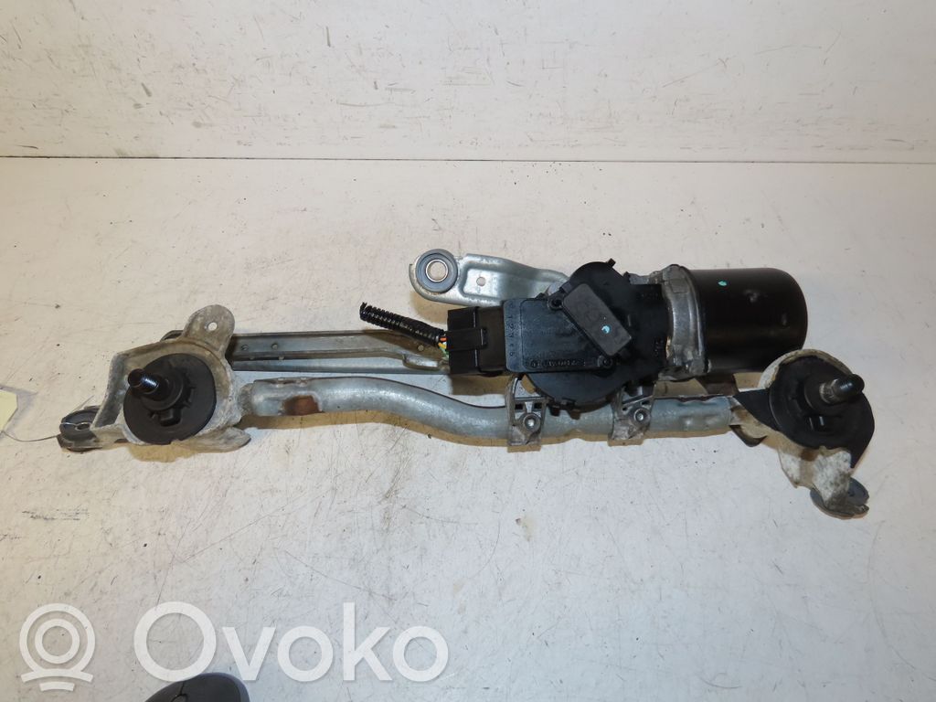 Nissan Note (E11) Valytuvų varikliukas 