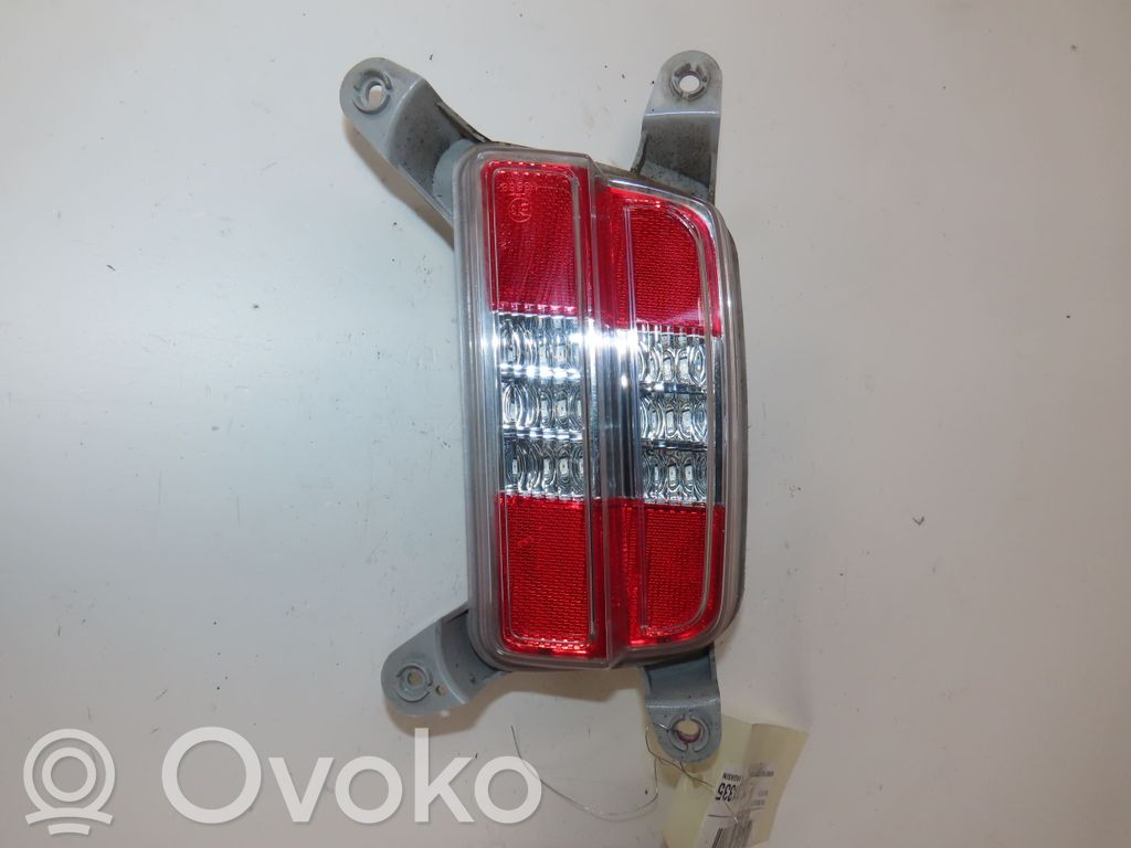 KIA Pro Cee'd II Peruutusvalo 
