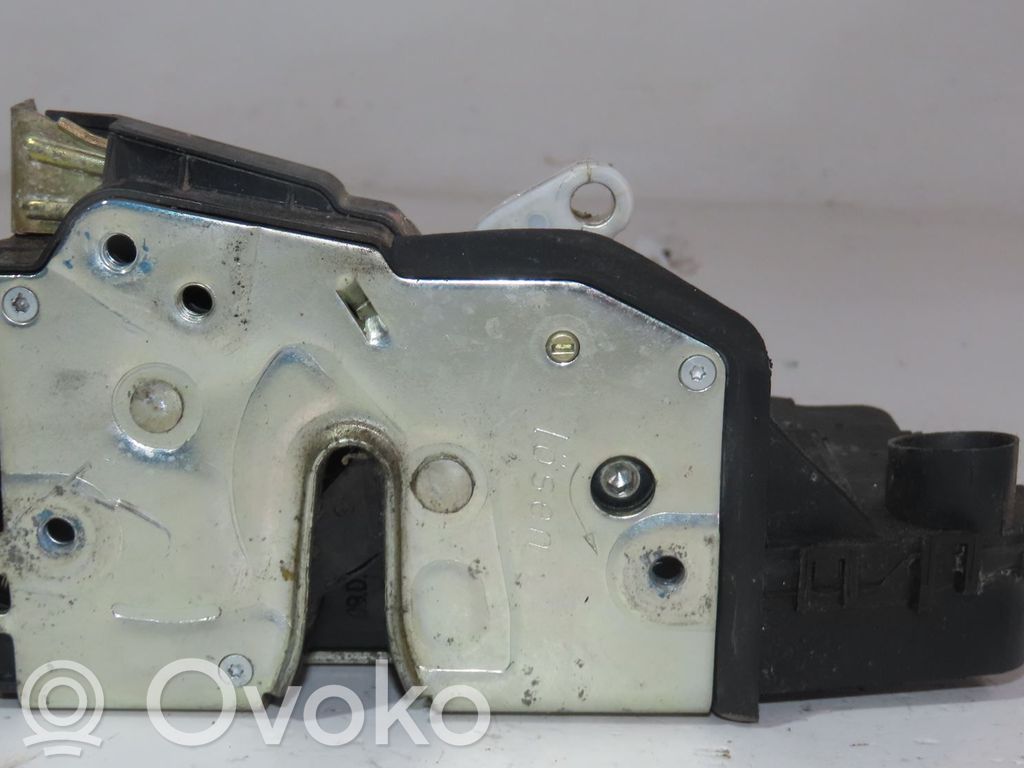 Front door lock   51217011241