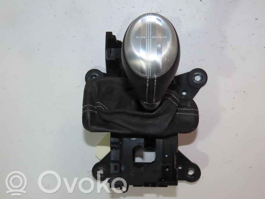 Chevrolet Camaro Perilla/embellecedor de cuero de la palanca de cambios 