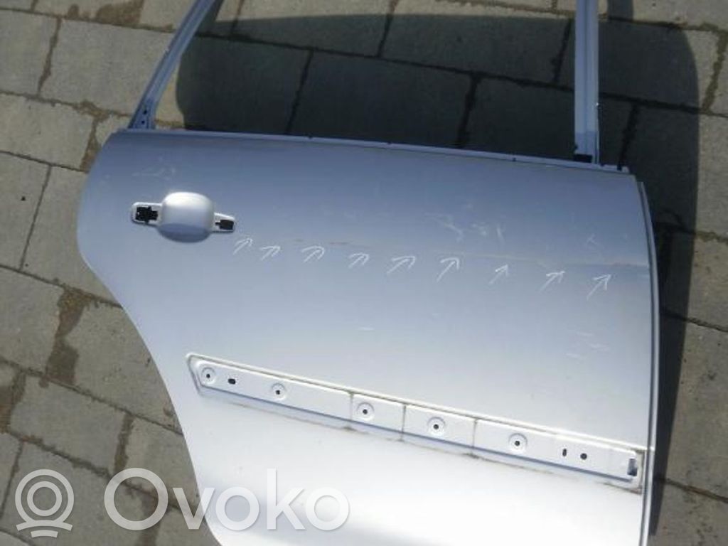 Citroen C4 I Picasso Puerta trasera 