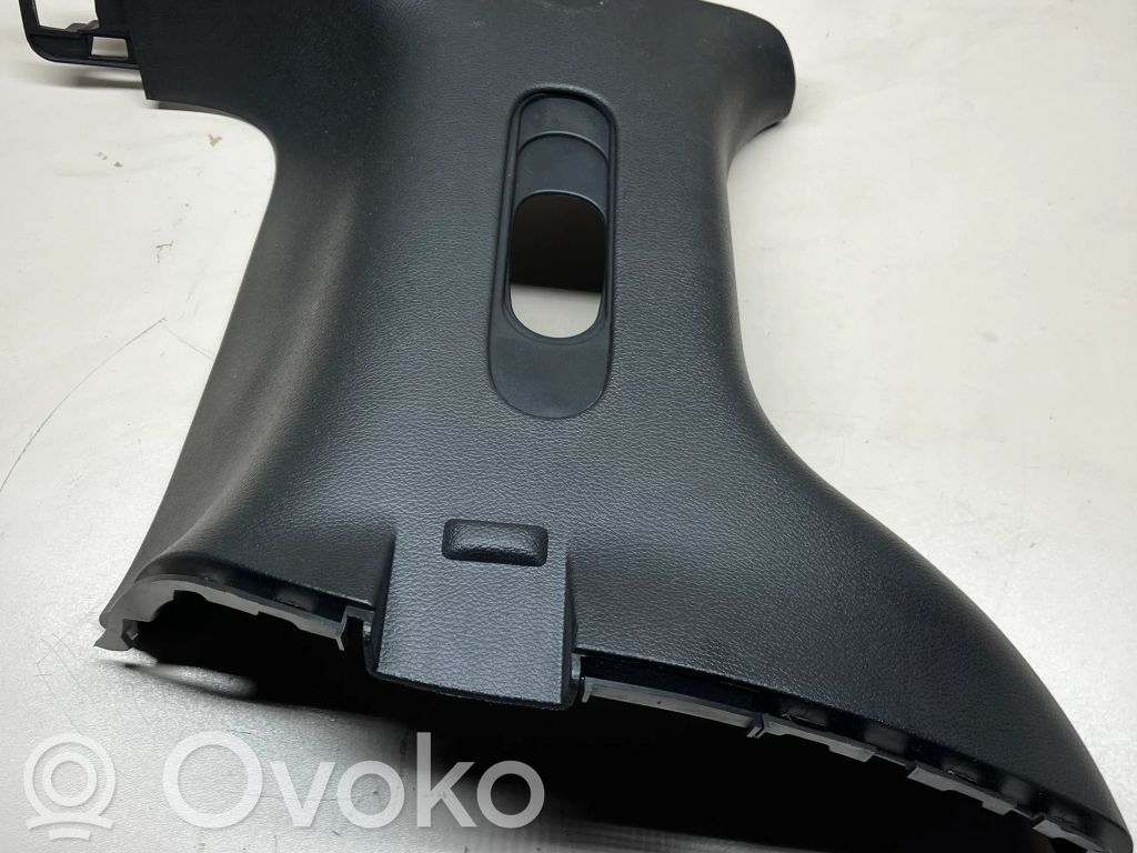 Chrysler Pacifica (B) pillar trim (top) 