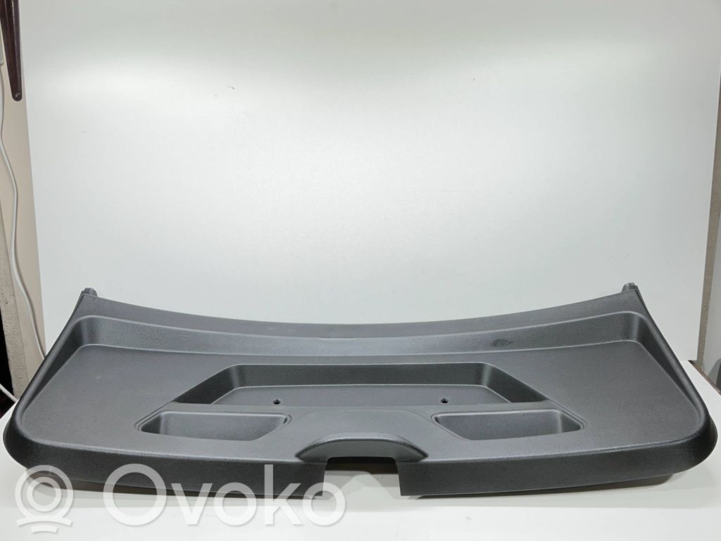Tailgate trim   7305089