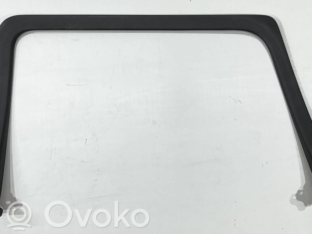 Cadillac Escalade IV Rear door trim (molding) 