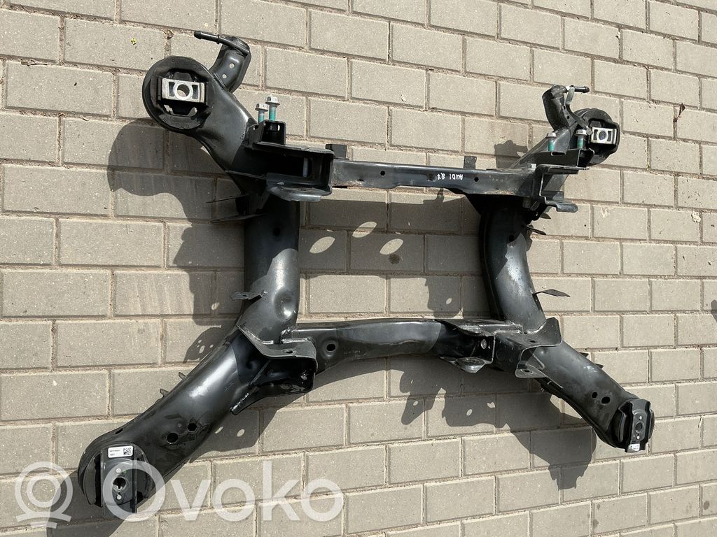 Audi Q7 4L Galinis traversas 