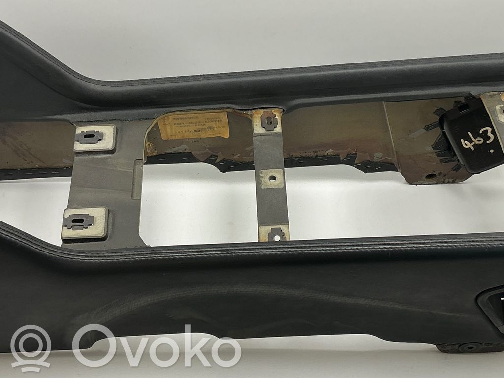 Centrālā konsole   3W0863457E