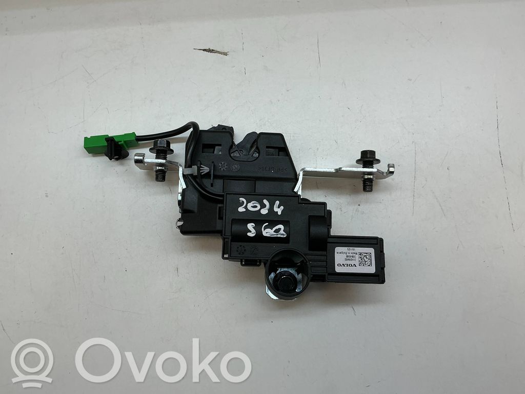 Volvo S60 Zatrzask blokady oparcia fotela 