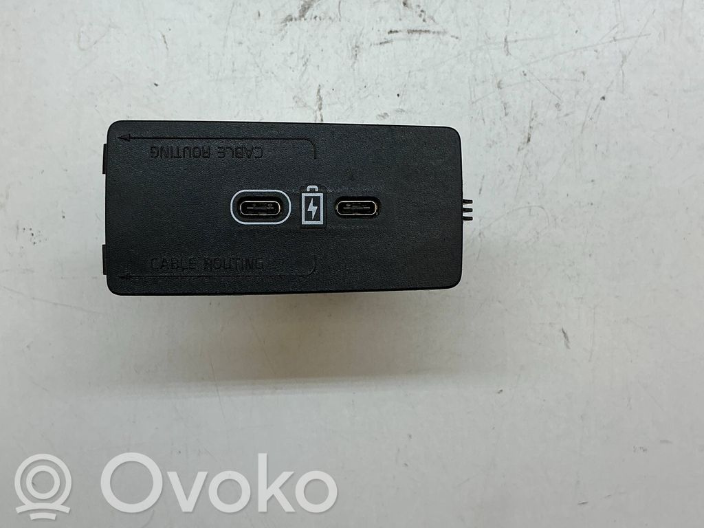 Enchufe conector USB   P32375814,S00260097,41049760