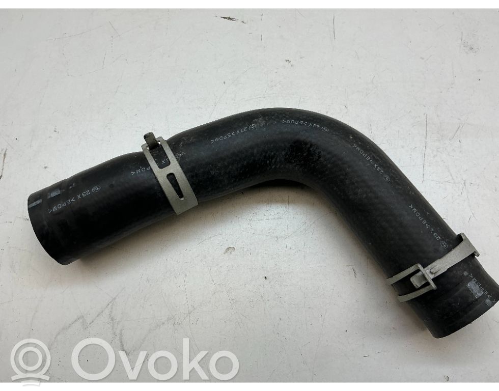 Subaru Forester SK Engine coolant pipe/hose 