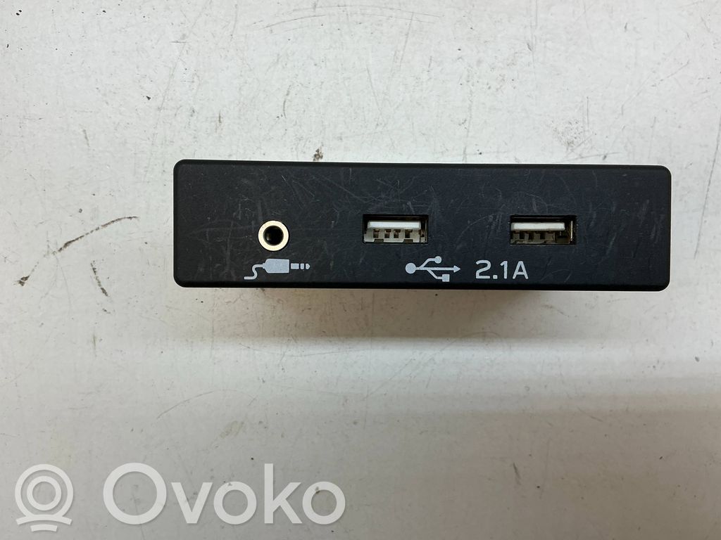 Subaru Outback (BT) USB socket connector 