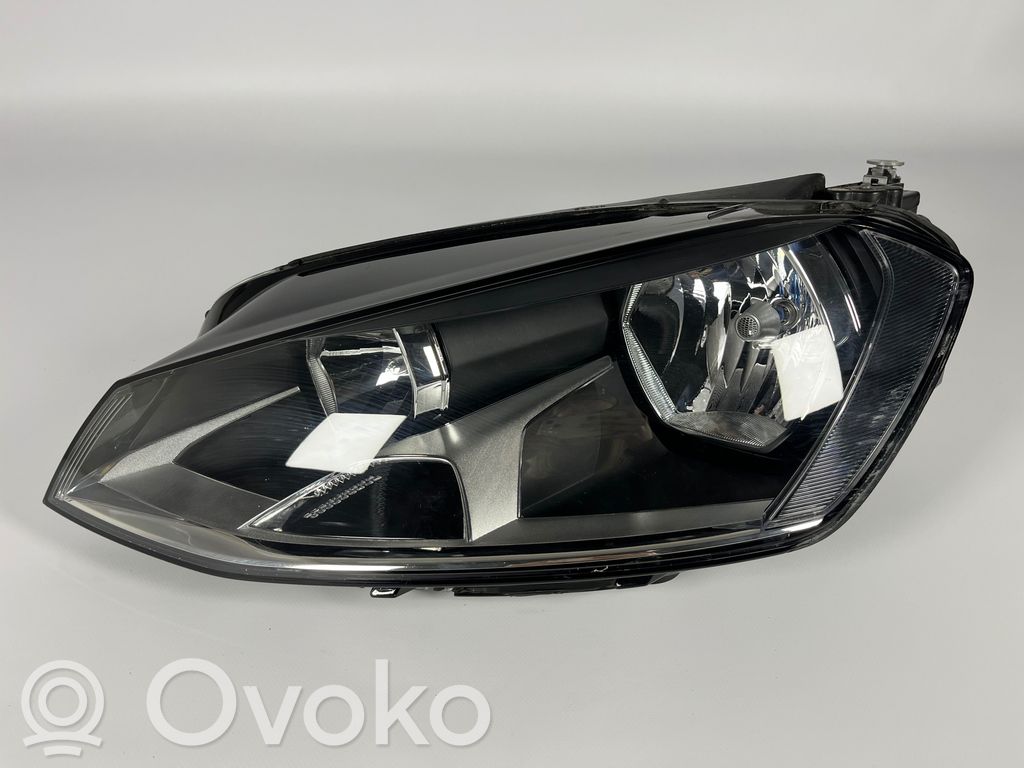 Volkswagen Golf VII Lampa przednia 
